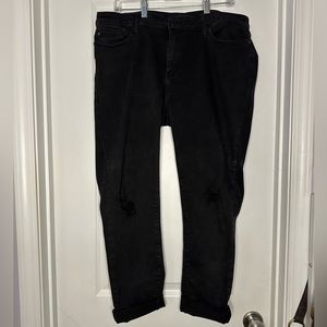 On a weight loss journey and these have to go! Great classic piece by Judy Blue!